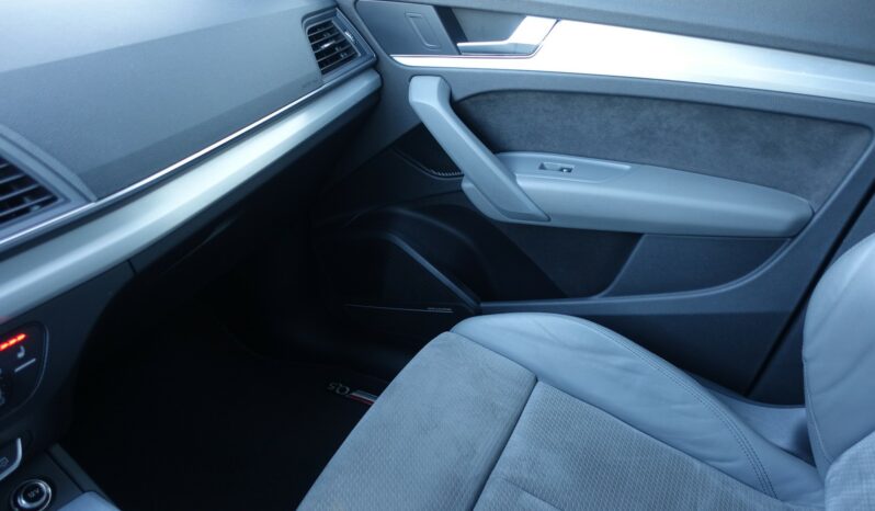 AUDI Q5 2.0 TDI 150 CH  S-LINE complet