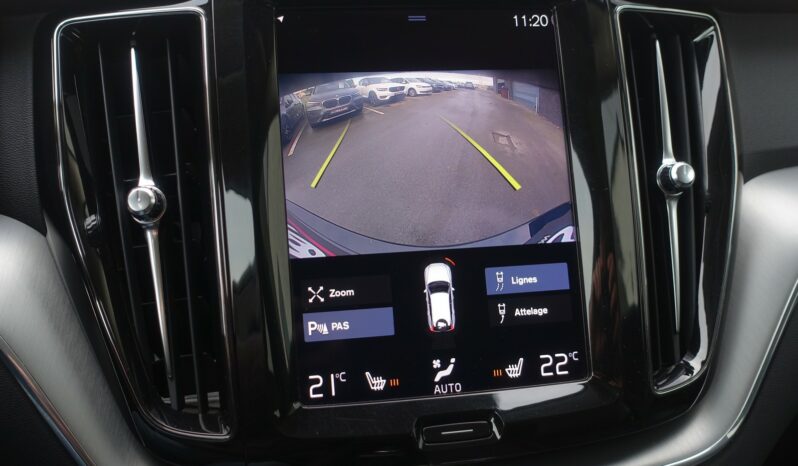 VOLVO XC 60 T8 AWD GEARTRONIC 303CH + 87 CH HYBRIDE RECHARGEABLE  MOMENTUM complet