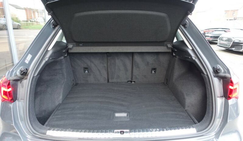 AUDI Q3 35 TDI 150 CH S-TRONIC complet