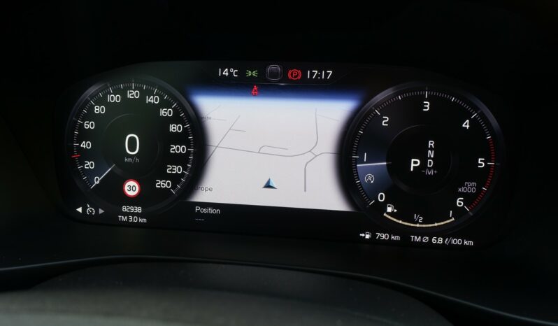 VOLVO XC 40 D3 2.0 L GEARTRONIC 150CH INSCRIPTION complet