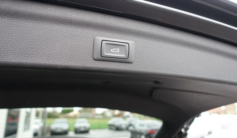 AUDI Q3 35 TDI 150 CH S-TRONIC complet