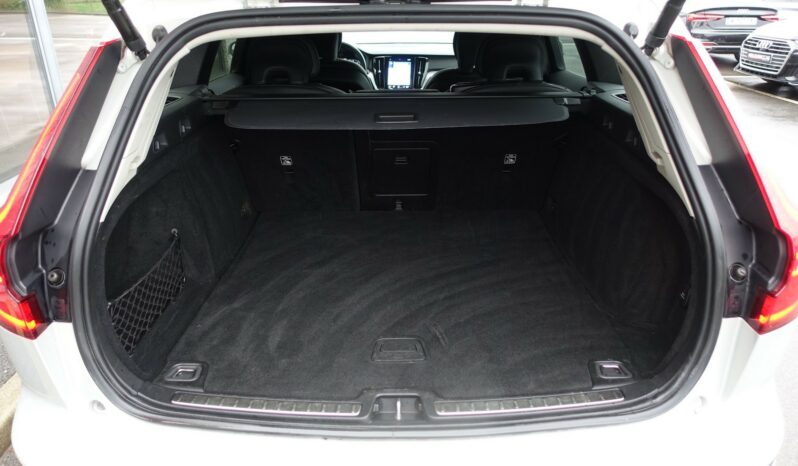 VOLVO V 60 D3 2.0 L GEARTRONIC 150CH MOMENTUM complet