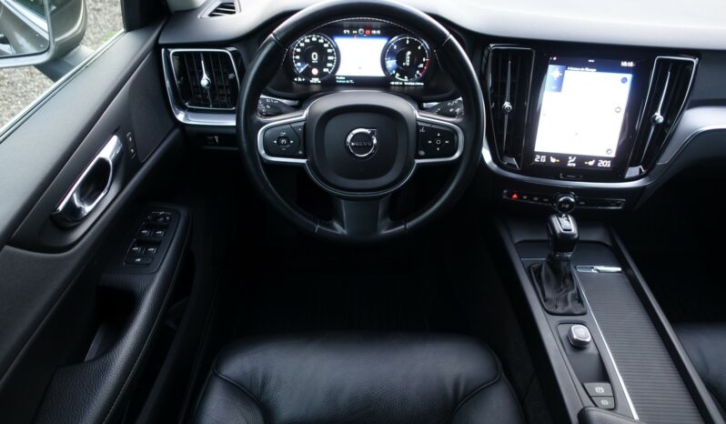 VOLVO V 60 D3 2.0 L GEARTRONIC 150CH  MOMENTUM complet