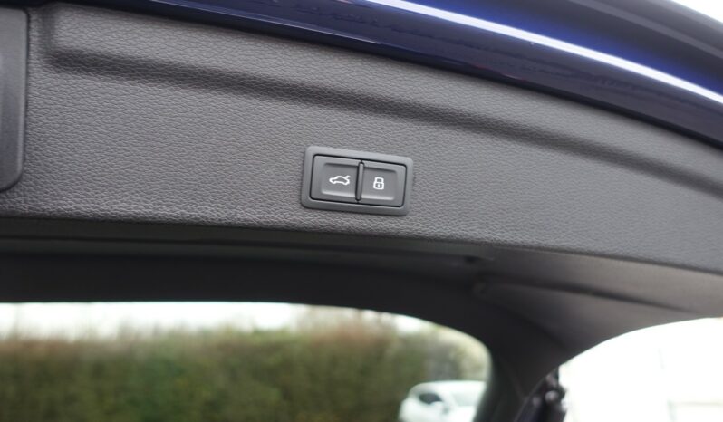 AUDI Q3 SPORTBACK 45 TFSI E S-TRONIC 245 CH S-LINE HYBRIDE RECHARGEABLE complet