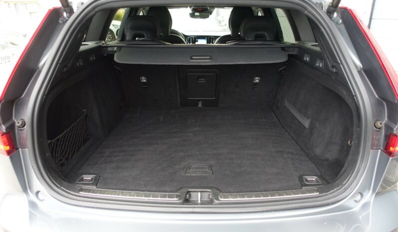 VOLVO V 60 D3 2.0 L GEARTRONIC 150CH  R-DESIGN complet