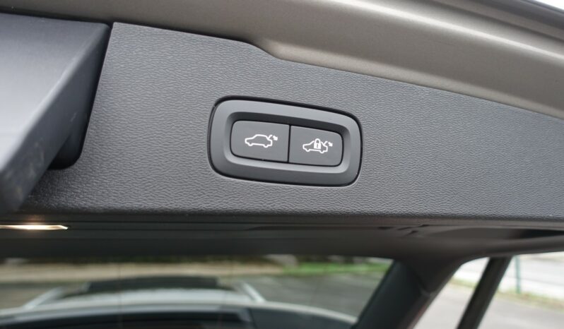 VOLVO V 60 T6 AWD GEARTRONIC 340CH HYBRIDE RECHARGEABLE  INSCRIPTION complet