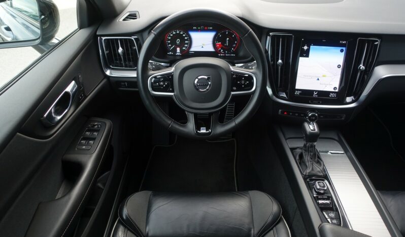 VOLVO V 60 D3 2.0 L GEARTRONIC 150CH  R-DESIGN complet