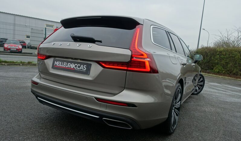 VOLVO V 60 T6 AWD GEARTRONIC 340CH HYBRIDE RECHARGEABLE  INSCRIPTION complet