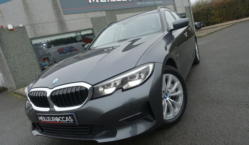 BMW 330 EA TOURING E-DRIVE HYBRIDE RECHARGEABLE BVA 292 CH SERIE 3 complet