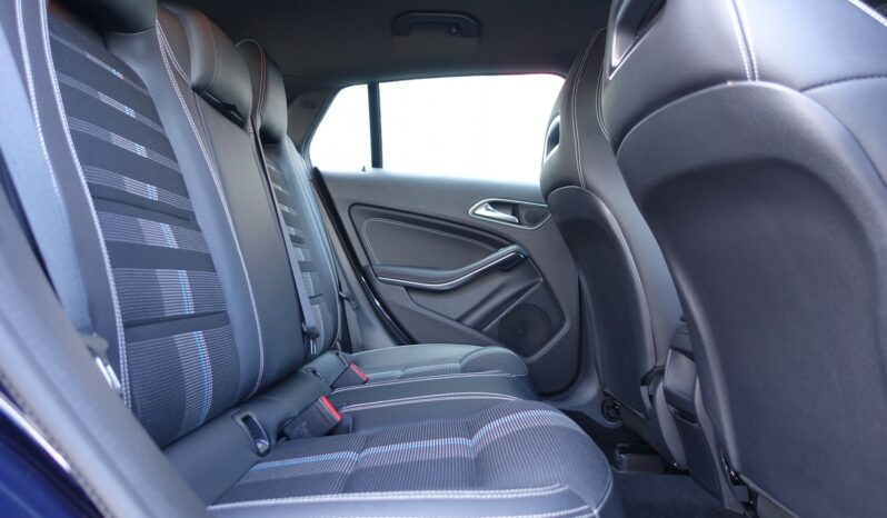 MERCEDES CLASSE CLA 200D SHOOTING BRAKE 7G-DCT complet