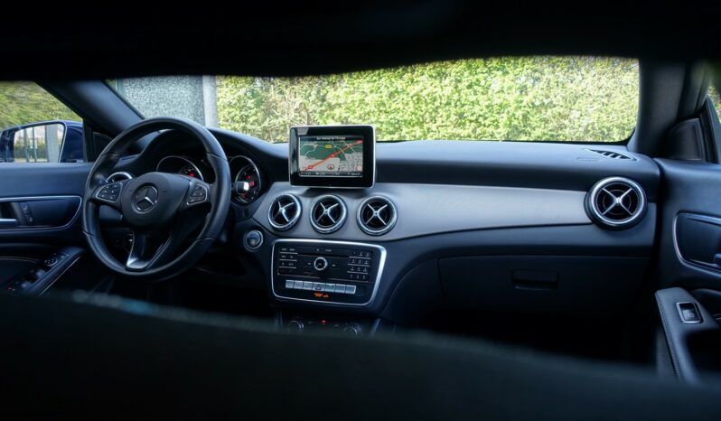 MERCEDES CLASSE CLA 200D SHOOTING BRAKE 7G-DCT complet