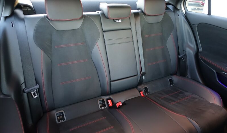 MERCEDES CLASSE A BERLINE 180d 7G-DCT AMG-LINE complet