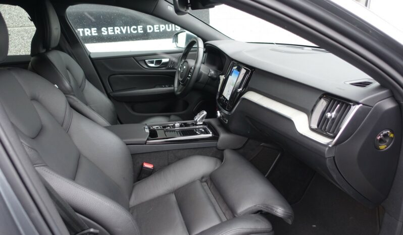 VOLVO V 60 T6 AWD GEARTRONIC 340CH HYBRIDE RECHARGEABLE  INSCRIPTION complet