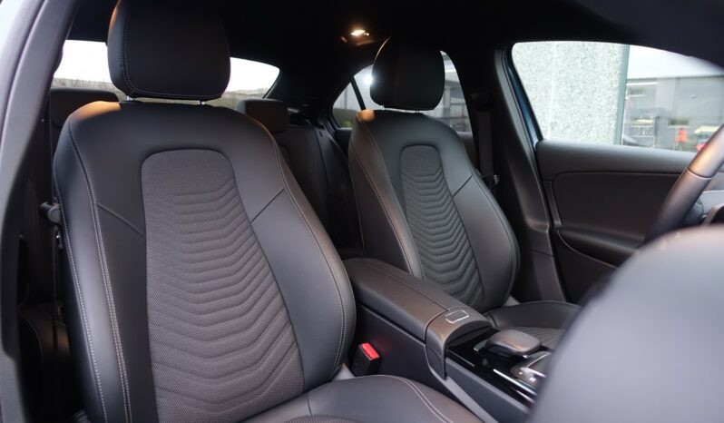 MERCEDES CLASSE A BERLINE 180d 8G-DCT complet