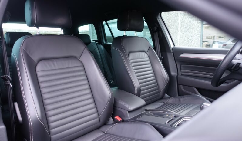 VOLKSWAGEN PASSAT SW 218 CH GTE HYBRIDE RECHARGEABLE DSG complet
