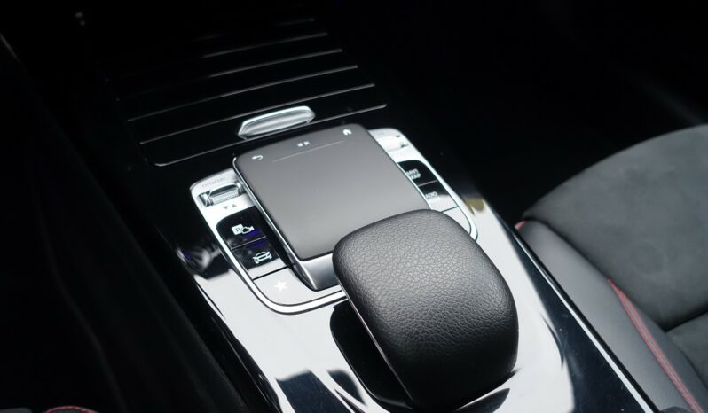 MERCEDES CLASSE CLA 200D SHOOTING BRAKE 150 CH 8G-DCT AMG-LINE complet