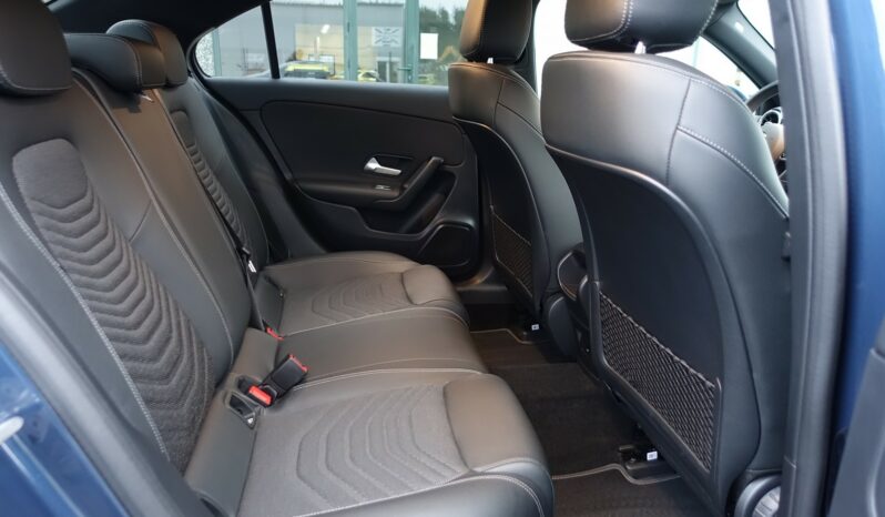 MERCEDES CLASSE A BERLINE 180d 8G-DCT complet