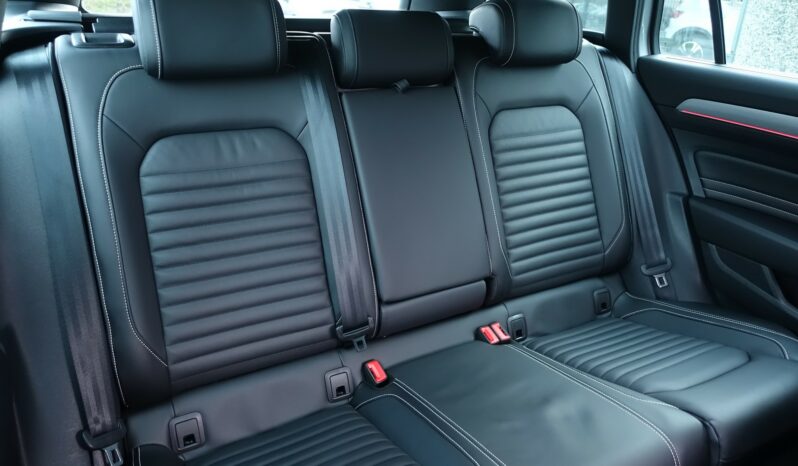 VOLKSWAGEN PASSAT SW 218 CH GTE HYBRIDE RECHARGEABLE DSG complet