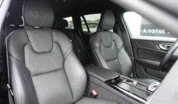VOLVO V 60 T6 AWD GEARTRONIC 340CH HYBRIDE RECHARGEABLE  INSCRIPTION complet