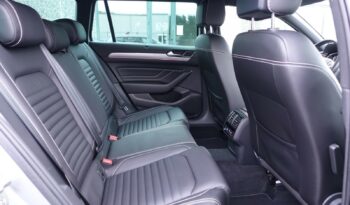 VOLKSWAGEN PASSAT SW 218 CH GTE HYBRIDE RECHARGEABLE DSG complet
