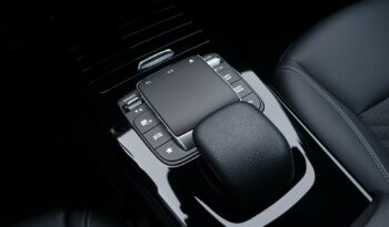 MERCEDES CLASSE A BERLINE 180d 8G-DCT complet