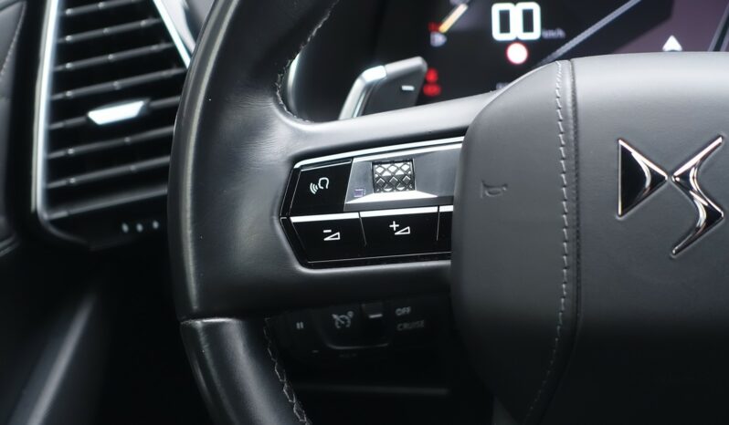DS7 CROSSBACK HDI EAT8 130 CH SO-CHIC RIVOLI complet