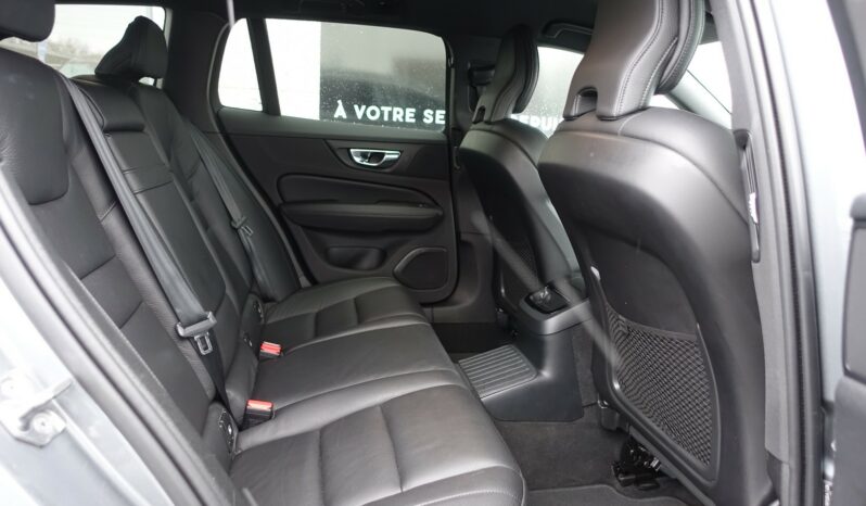 VOLVO V 60 T6 AWD GEARTRONIC 340CH HYBRIDE RECHARGEABLE  INSCRIPTION complet