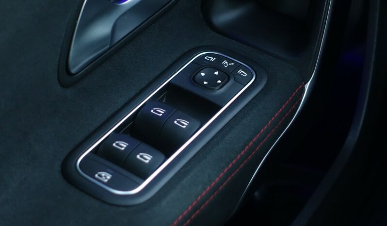 MERCEDES CLASSE A BERLINE 180d 7G-DCT AMG-LINE complet