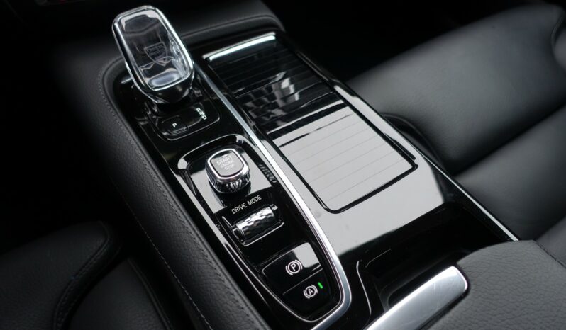 VOLVO V 60 T6 AWD GEARTRONIC 340CH HYBRIDE RECHARGEABLE  INSCRIPTION complet