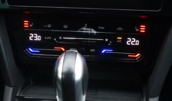 VOLKSWAGEN PASSAT SW 218 CH GTE HYBRIDE RECHARGEABLE DSG complet