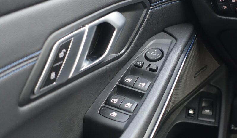 BMW 330 E HYBRIDE RECHARGEABLE 292 CH  PACK M complet