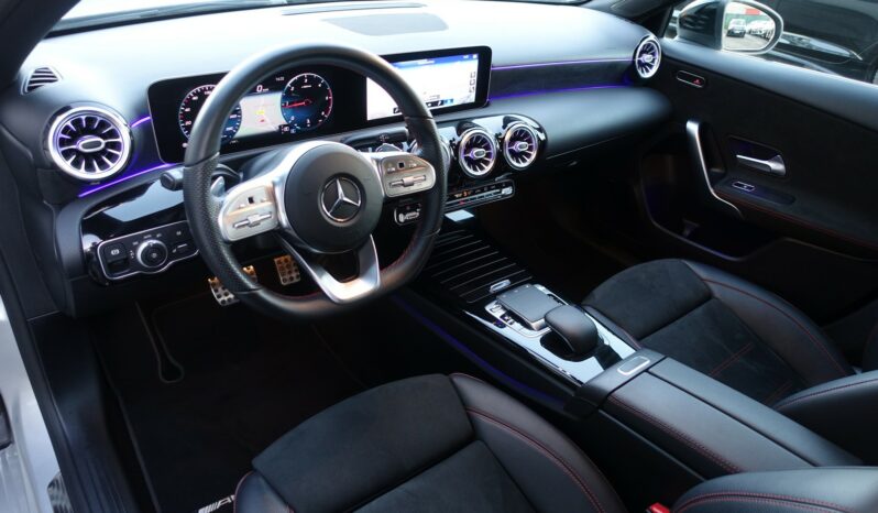 MERCEDES CLASSE A BERLINE 180d 7G-DCT AMG-LINE complet