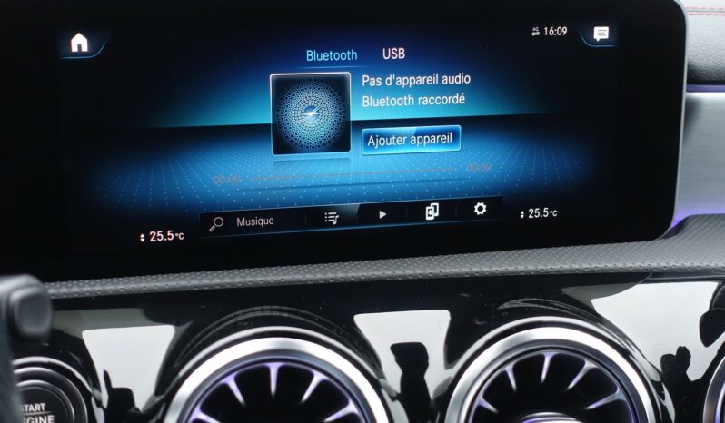 MERCEDES CLASSE CLA 200D SHOOTING BRAKE 150 CH 8G-DCT AMG-LINE complet