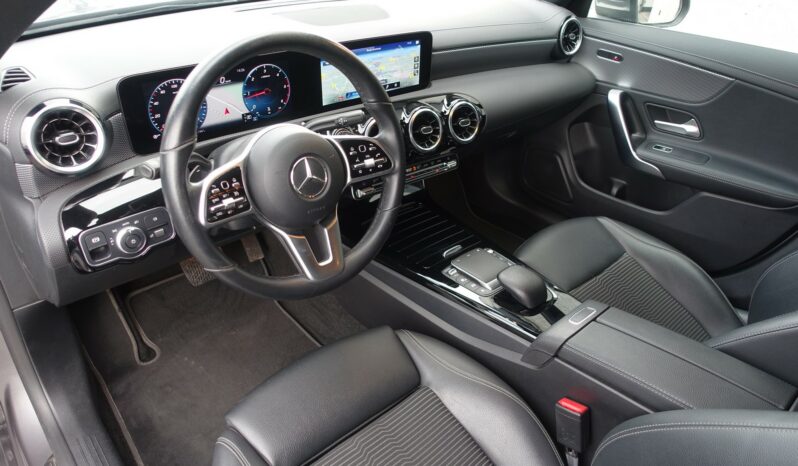 MERCEDES CLASSE CLA SHOOTING BRAKE 180D 8G-DCT complet