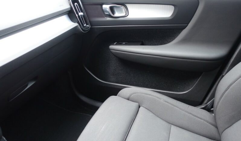 VOLVO XC 40 T4 HYBRIDE RECHARGEABLE GEARTRONIC 211 CH  INSCRIPTION complet