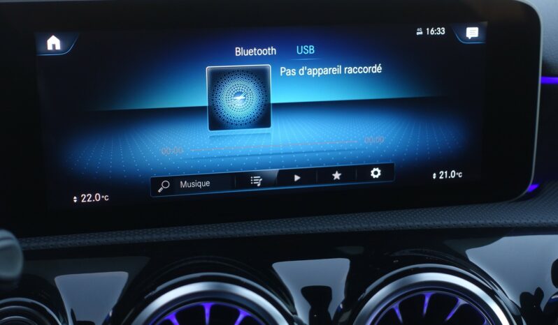 MERCEDES CLASSE A BERLINE 180d 7G-DCT AMG-LINE complet