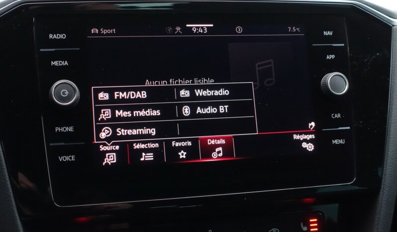 VOLKSWAGEN PASSAT SW 218 CH GTE HYBRIDE RECHARGEABLE DSG complet