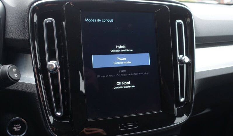 VOLVO XC 40 T4 HYBRIDE RECHARGEABLE GEARTRONIC 211 CH  INSCRIPTION complet