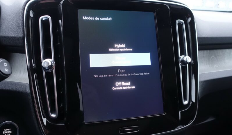 VOLVO XC 40 T4 HYBRIDE RECHARGEABLE GEARTRONIC 211 CH  INSCRIPTION complet