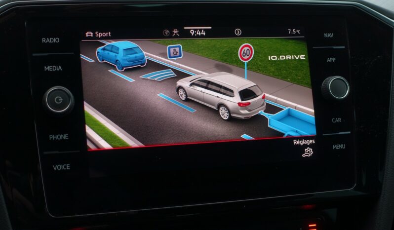 VOLKSWAGEN PASSAT SW 218 CH GTE HYBRIDE RECHARGEABLE DSG complet