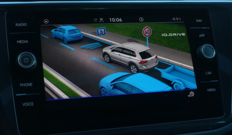 VOLKSWAGEN TIGUAN 2.0L TDI DSG7 150 CH IQ-DRIVE R-LINE complet