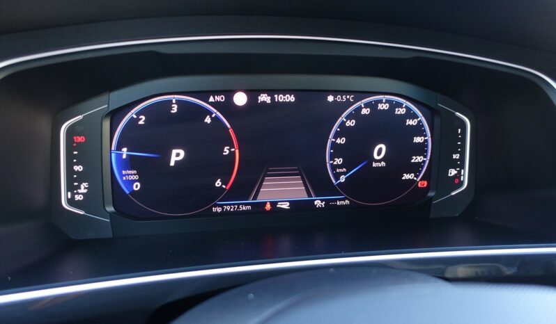 VOLKSWAGEN TIGUAN 2.0L TDI DSG7 150 CH IQ-DRIVE R-LINE complet