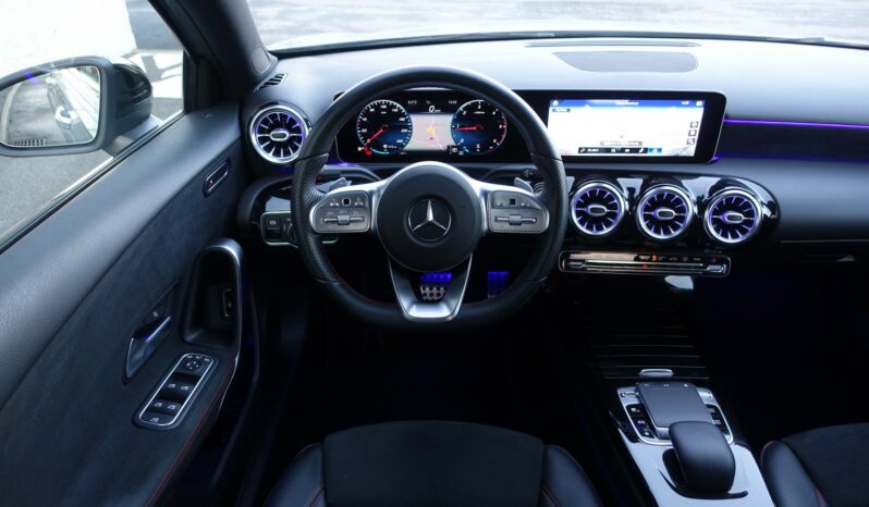MERCEDES CLASSE A BERLINE 180d 7G-DCT AMG-LINE complet