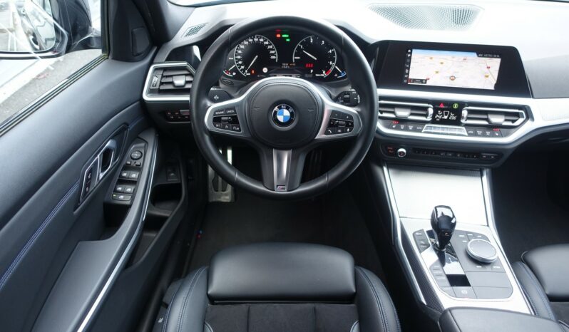 BMW 318 DA TOURING SERIE 3 150 CH BVA  PACK M complet