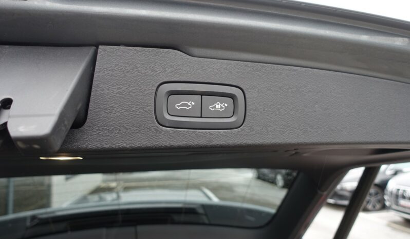 VOLVO V 60 T6 AWD GEARTRONIC 340CH HYBRIDE RECHARGEABLE  INSCRIPTION complet