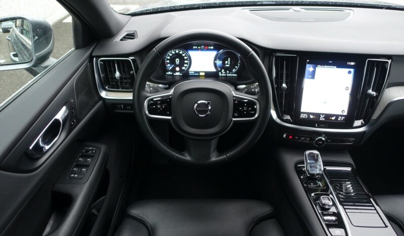 VOLVO V 60 T6 AWD GEARTRONIC 340CH HYBRIDE RECHARGEABLE  INSCRIPTION complet