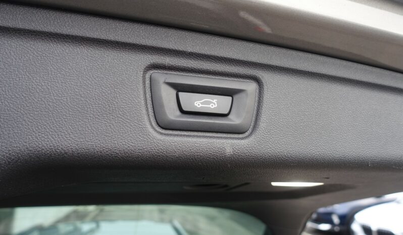 BMW 330 E HYBRIDE RECHARGEABLE 292 CH  PACK M complet