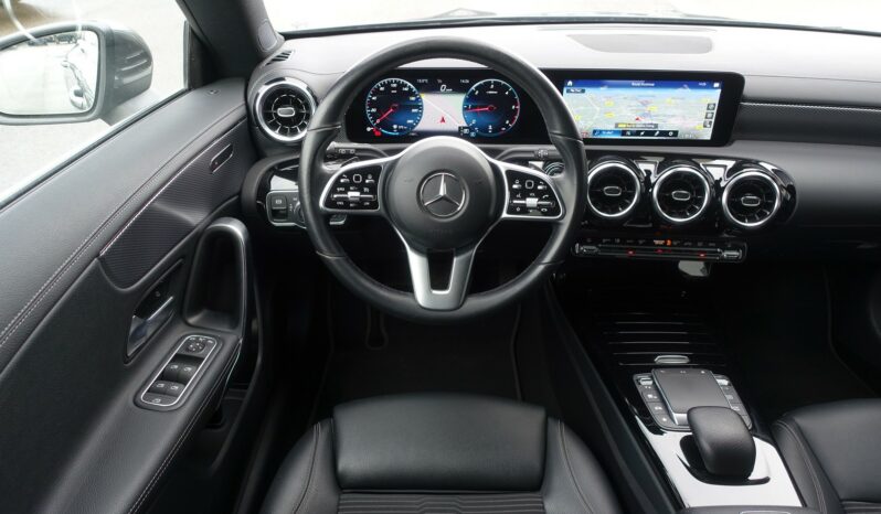 MERCEDES CLASSE CLA SHOOTING BRAKE 180D 8G-DCT complet