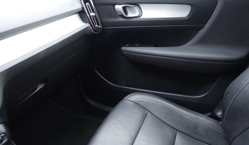 VOLVO XC 40 T5 HYBRIDE RECHARGEABLE GEARTRONIC 262 CH  INSCRIPTION complet