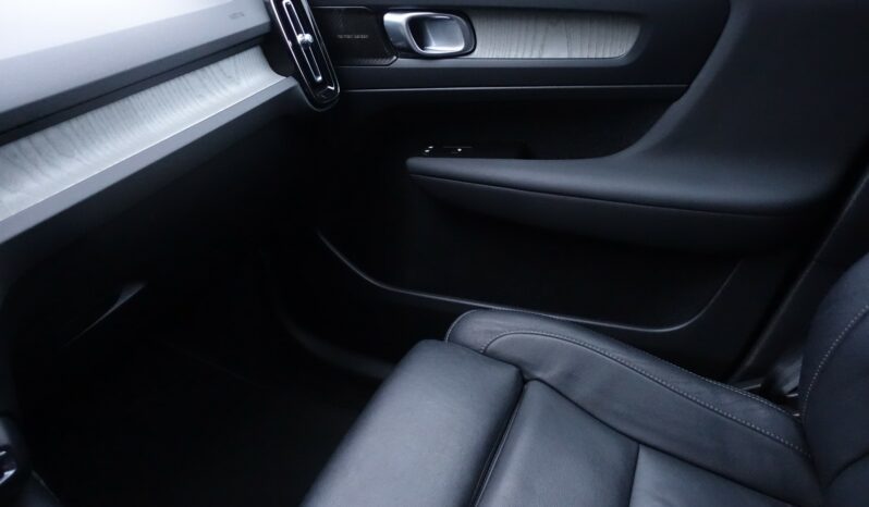 VOLVO XC 40 T5 HYBRIDE RECHARGEABLE GEARTRONIC 262 CH  INSCRIPTION complet